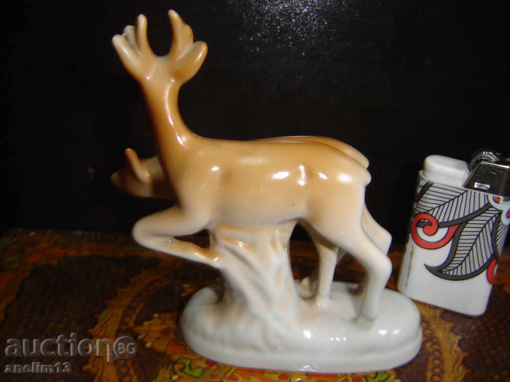 Auction  OLD PORCELAIN DEER AND DEER