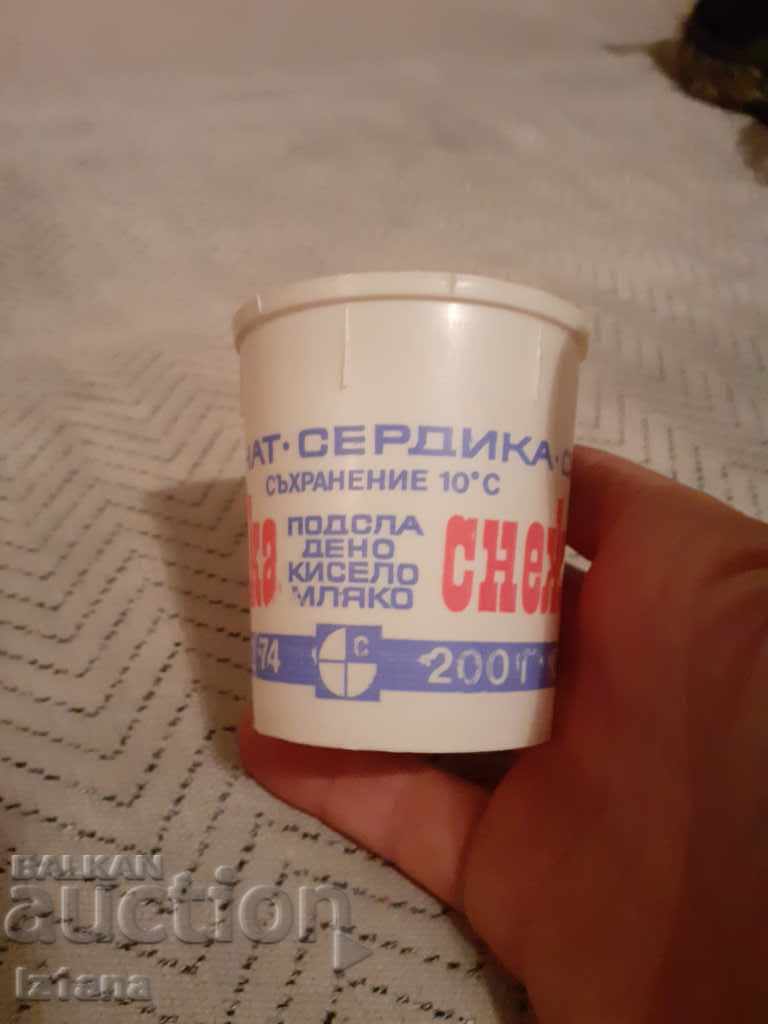 Old box, package of Snow White yoghurt with price 10.00 BGN | € 5.11 Old box, package of Snow White yoghurt with price 10.00 BGN | € 5.11