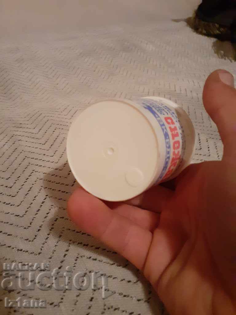 Old box, package of Snow White yoghurt - 6 Old box, package of Snow White yoghurt - 6