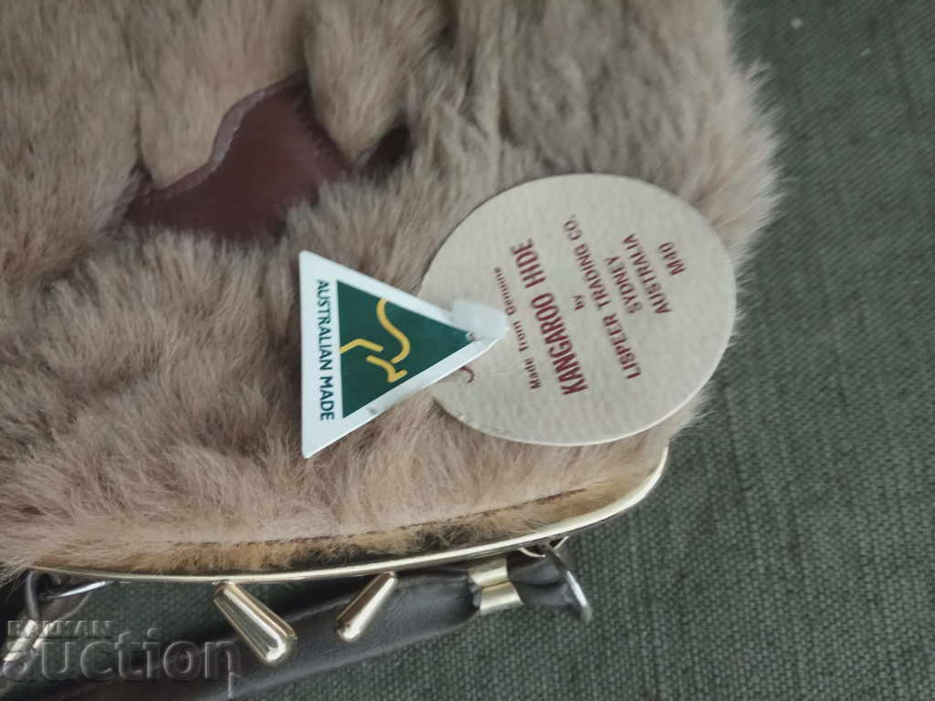 Licitație Geantă de mână din piele de cangur Kangoroo Hide Lisper Licitație Geantă de mână din piele de cangur Kangoroo Hide Lisper