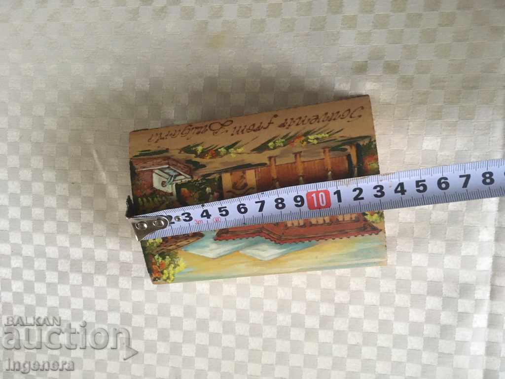 Auction BOX PAINTED TREE SOUVENIR INSCRIPTIONS PYROGRAPH Auction BOX PAINTED TREE SOUVENIR INSCRIPTIONS PYROGRAPH