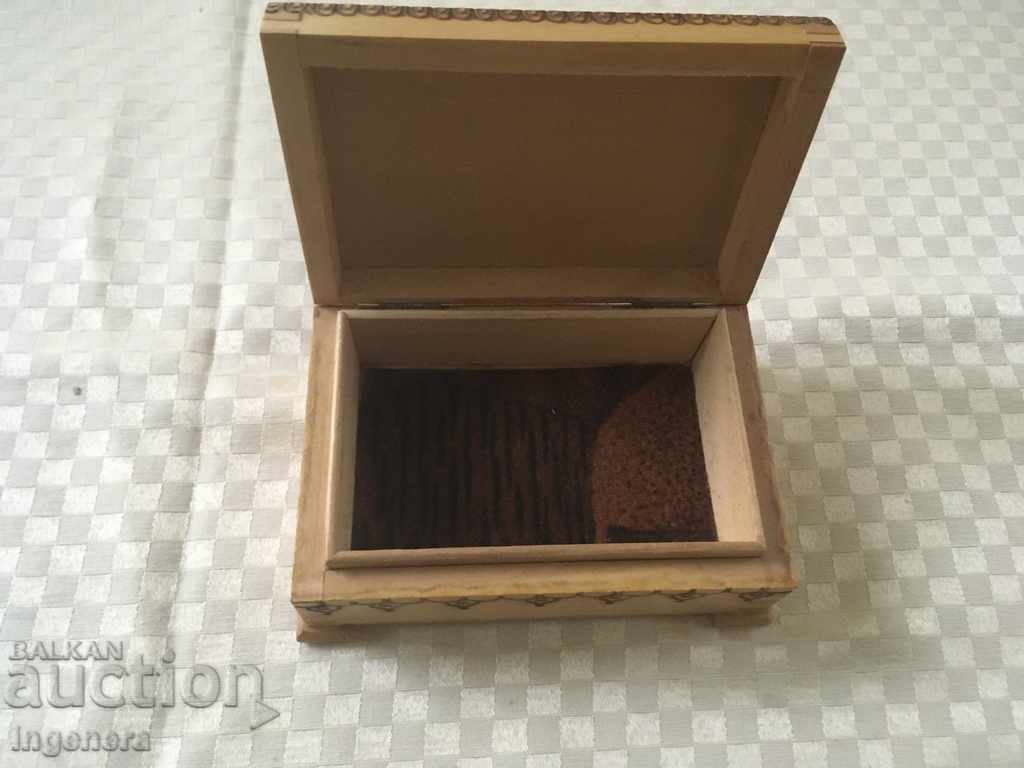Delivery of BOX PAINTED TREE SOUVENIR INSCRIPTIONS PYROGRAPH Delivery of BOX PAINTED TREE SOUVENIR INSCRIPTIONS PYROGRAPH