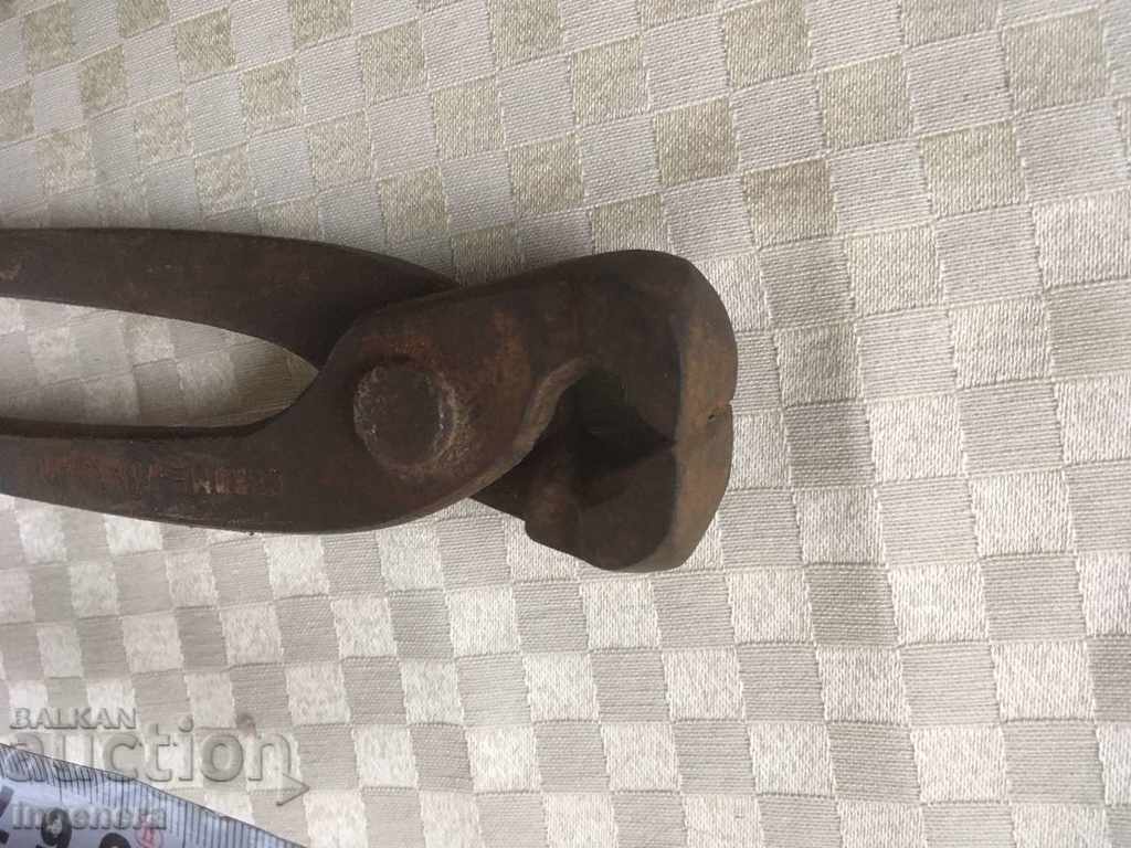 Delivery of REINFORCEMENT PLIERS CHROMAVANADIUM INSTRUMENT TOOL Delivery of REINFORCEMENT PLIERS CHROMAVANADIUM INSTRUMENT TOOL