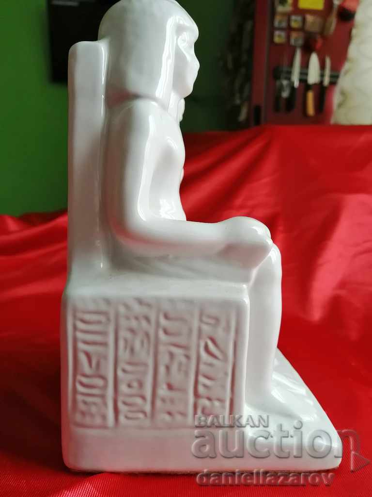 Unique Italian Statue of Egyptian Pharaohs by BELLINI with price 85.00 BGN | € 43.46 Unique Italian Statue of Egyptian Pharaohs by BELLINI with price 85.00 BGN | € 43.46