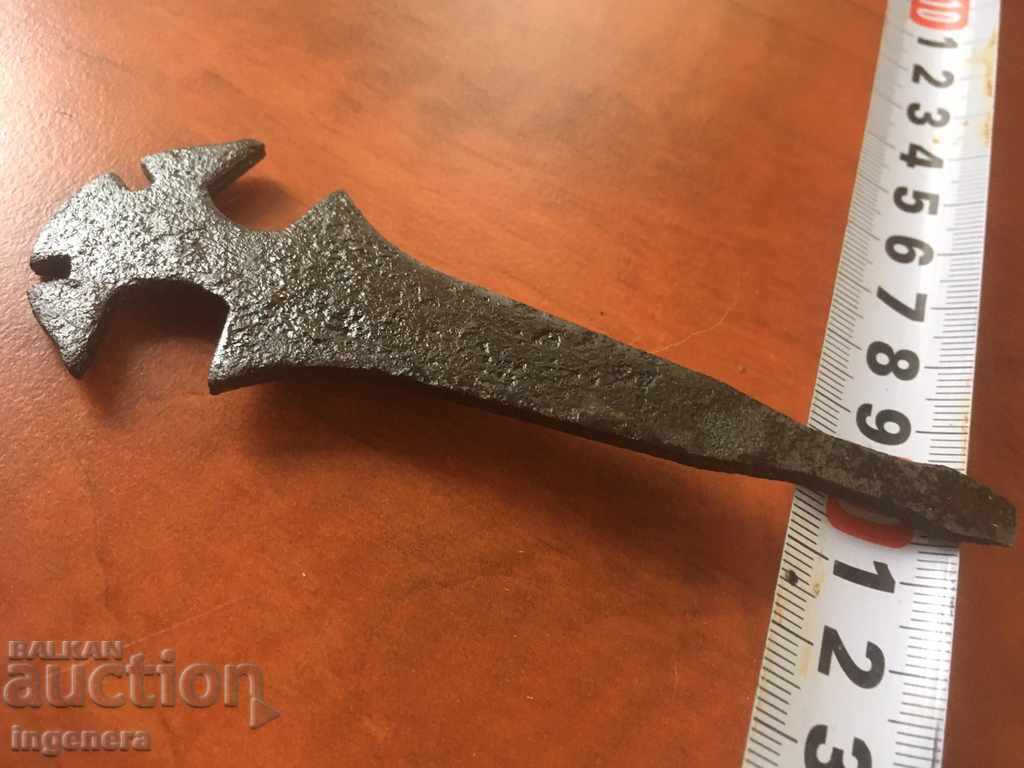 ΒΑΣΙΚΟ ΕΡΓΑΛΕΙΟ ΑΡΧΑΙΟΥ με τιμή 6.00 BGN | € 3.07 ΒΑΣΙΚΟ ΕΡΓΑΛΕΙΟ ΑΡΧΑΙΟΥ με τιμή 6.00 BGN | € 3.07