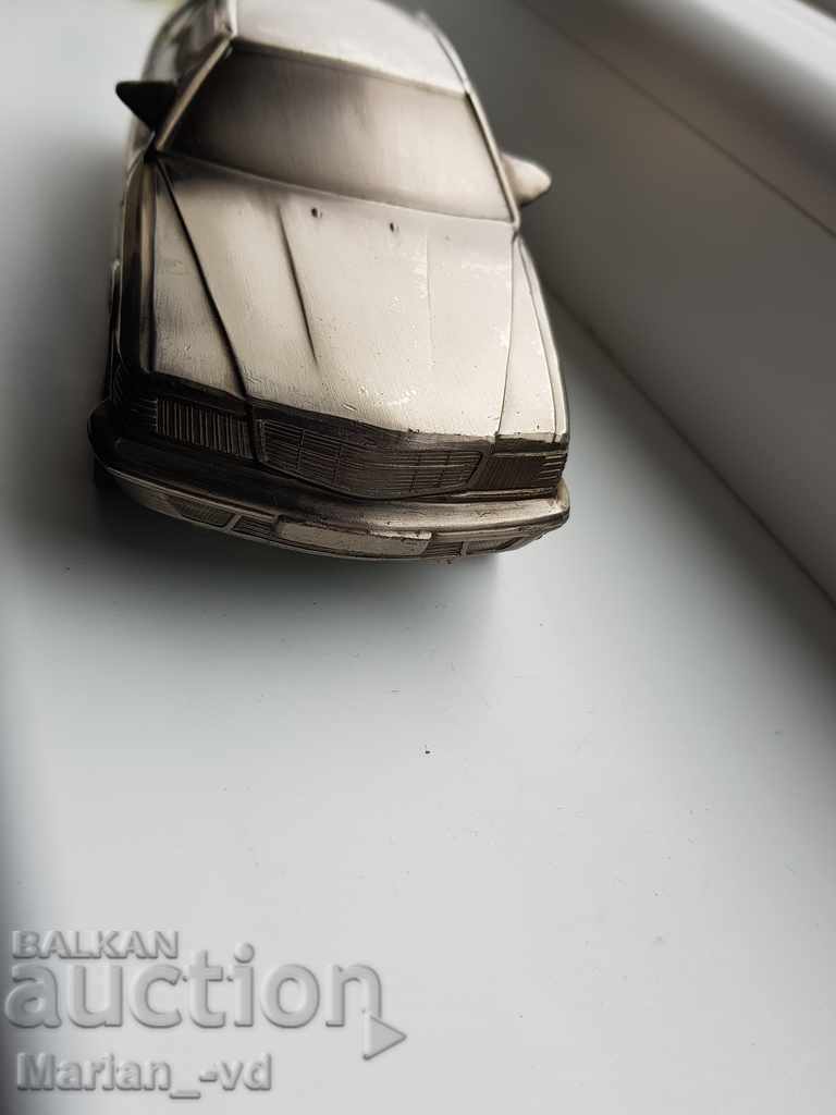 Auction  Old metal lighter cart