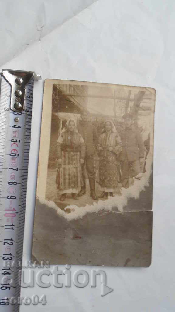 МАКЕДОНСКИ НОСИИ - ВОЕННИ - ПОП ГЮРЧЕВ - ВМРО с цена 40.50 лв. | € 20.71 МАКЕДОНСКИ НОСИИ - ВОЕННИ - ПОП ГЮРЧЕВ - ВМРО с цена 40.50 лв. | € 20.71