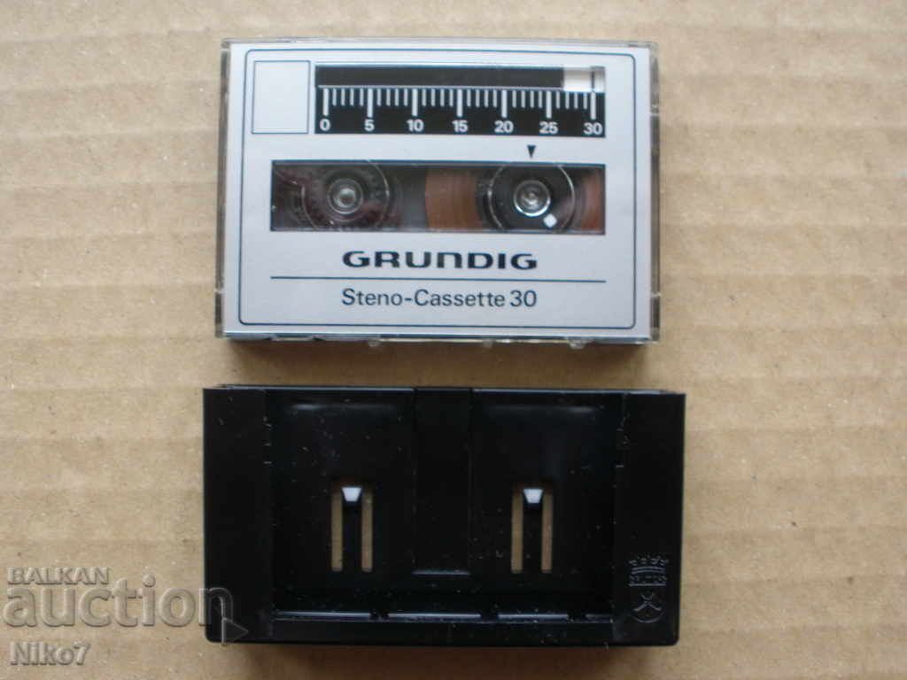 German dictaphone "GRUNDIG-STENORETTE 2060" from 1980. - 6