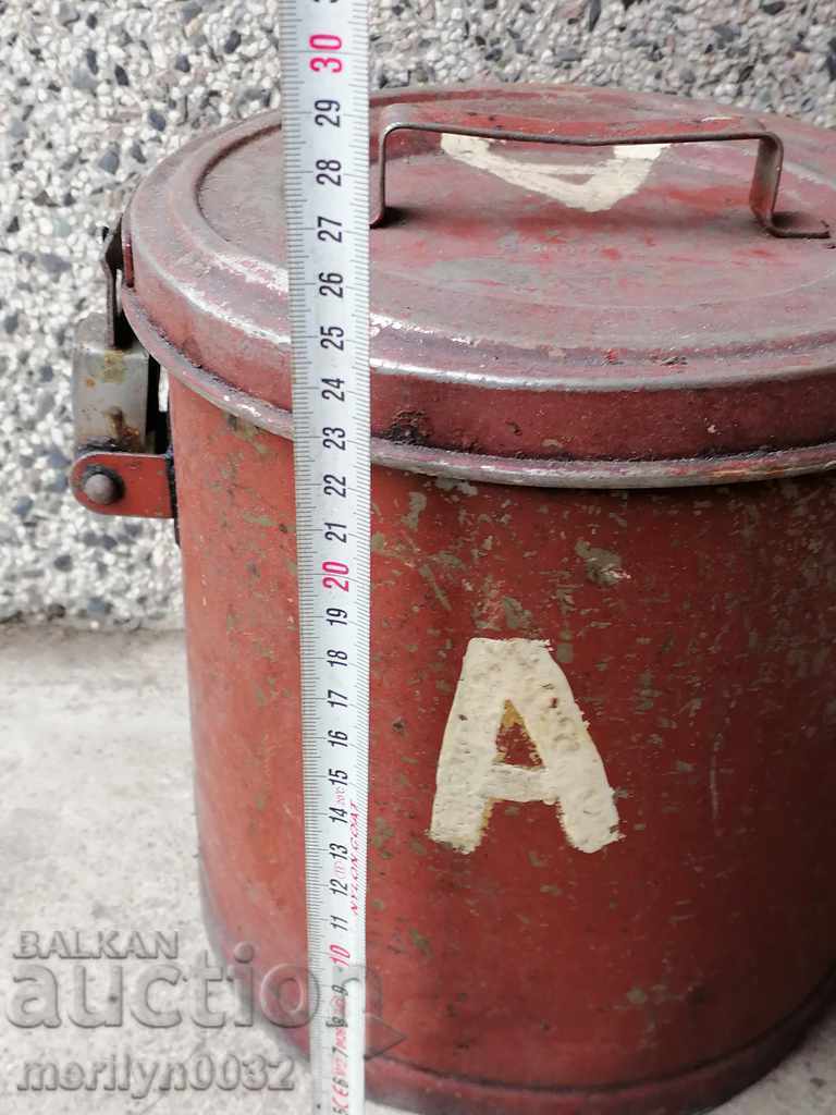 Стара бака за храна термофонно казанче с цена 52.00 лв. | € 26.59 Стара бака за храна термофонно казанче с цена 52.00 лв. | € 26.59