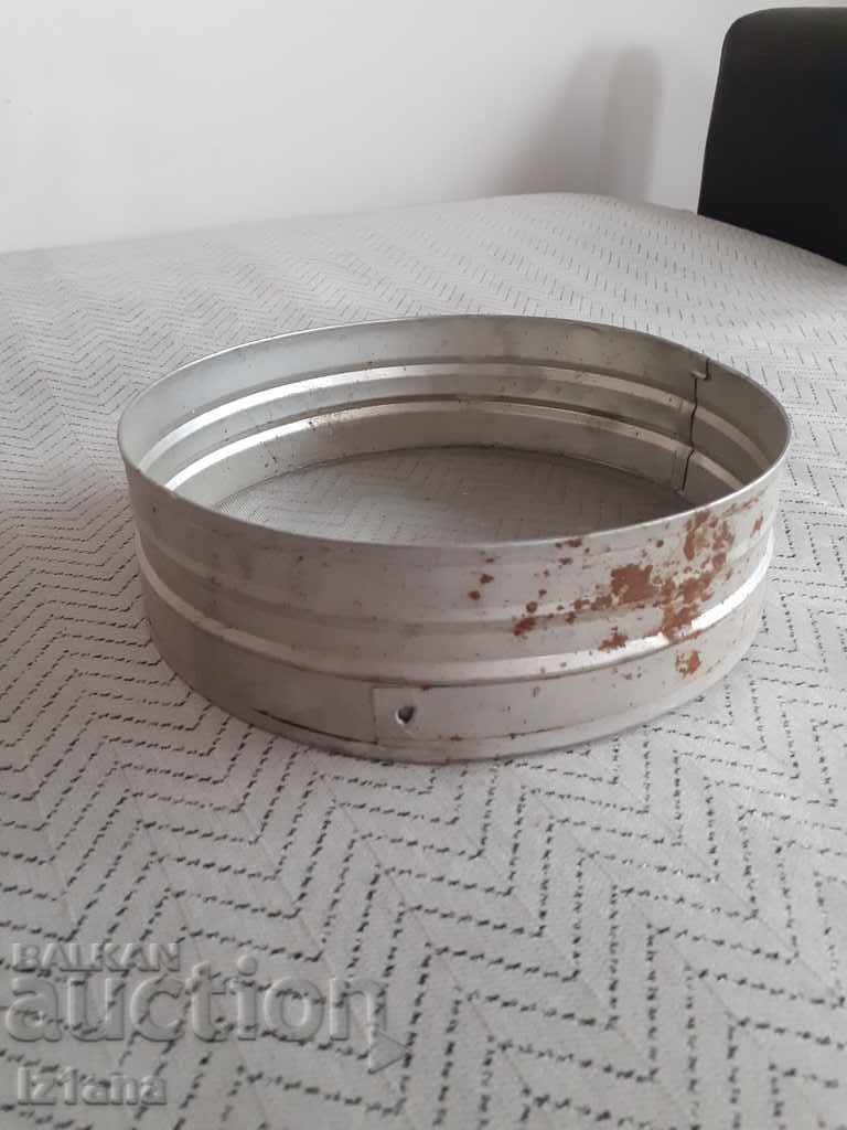 Παλιό κόσκινο με τιμή 11.00 BGN | € 5.62 Παλιό κόσκινο με τιμή 11.00 BGN | € 5.62