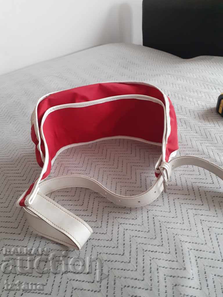 Old Leda waist bag with price 28.00 BGN | € 14.32 Old Leda waist bag with price 28.00 BGN | € 14.32