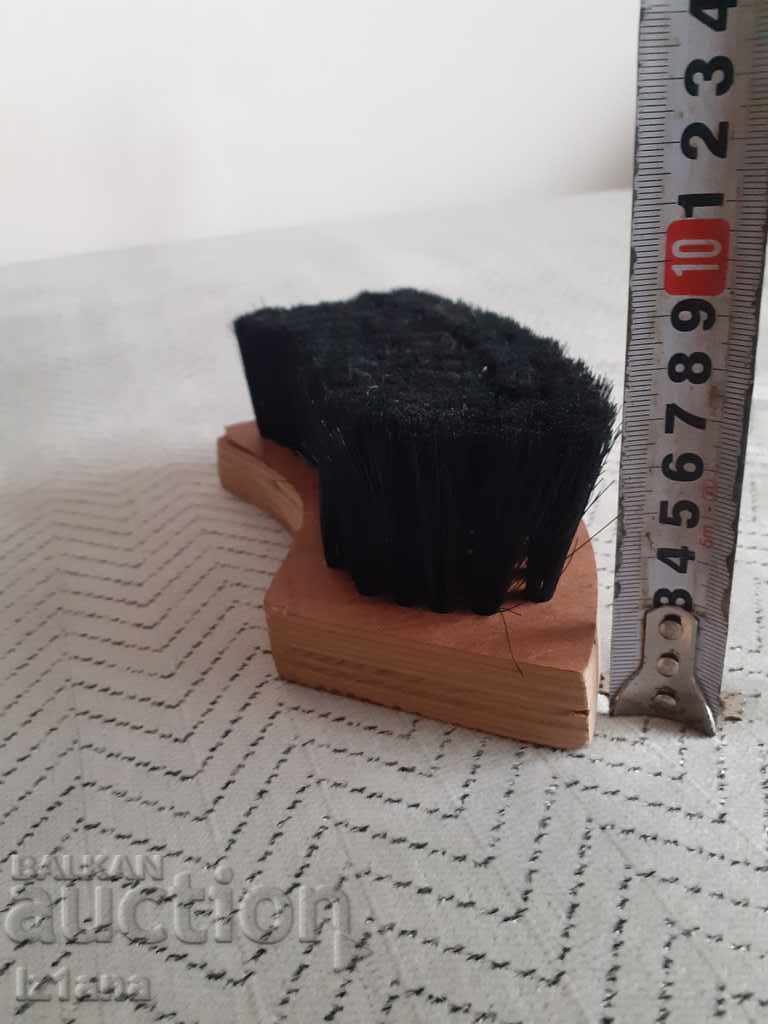 Παλιά βούρτσα - 6