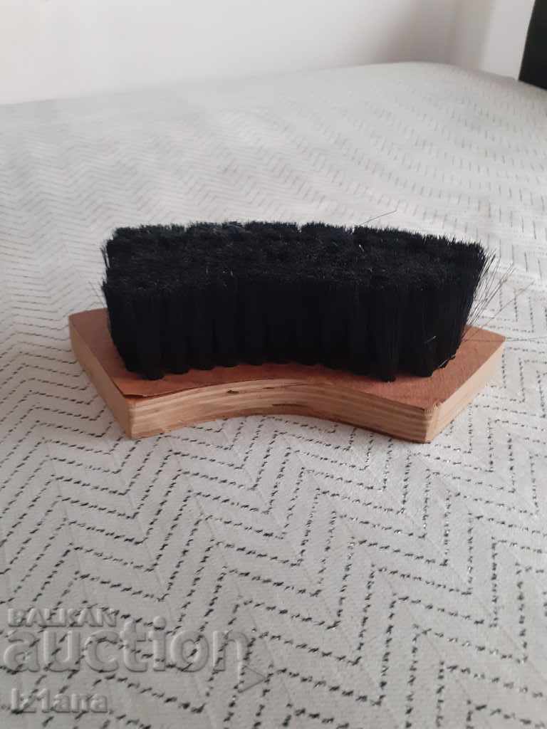 Παλιά βούρτσα