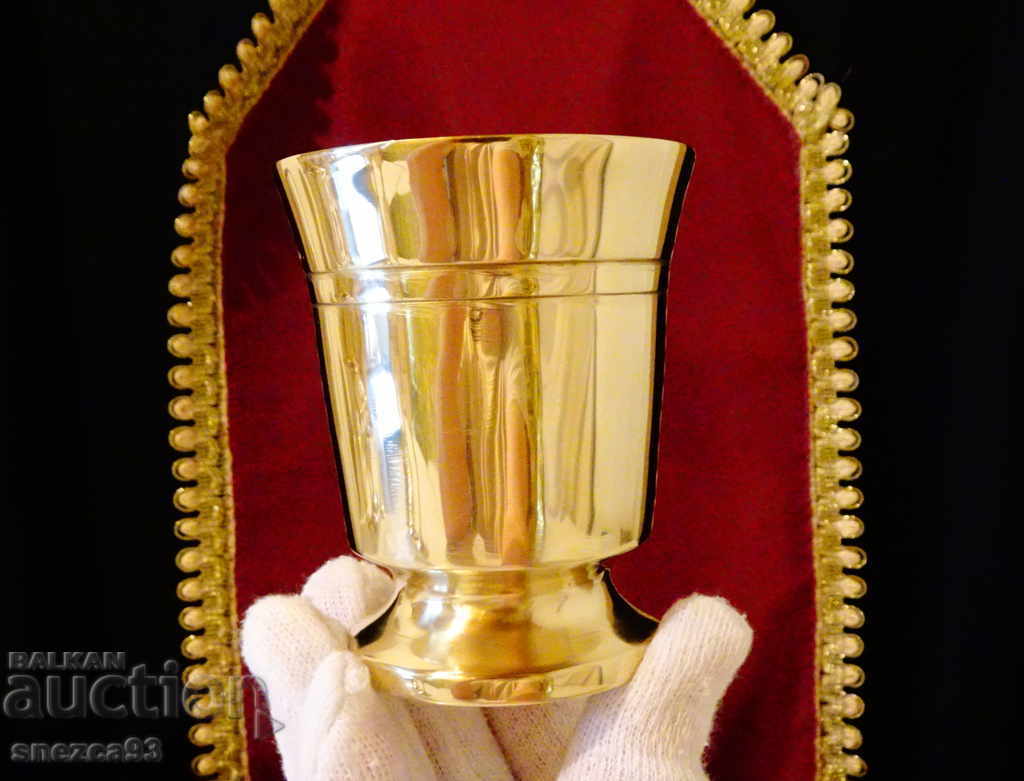 Massive bronze mortar 610 g, pestle of choice with price 46.00 BGN | € 23.52