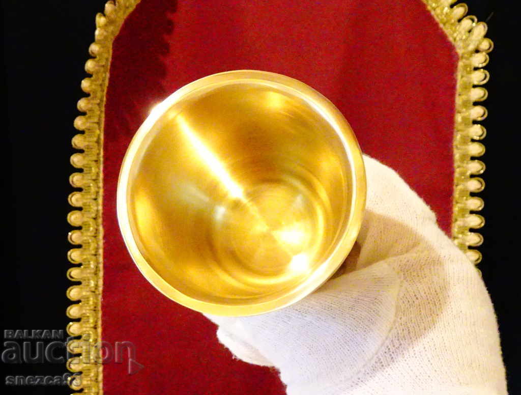 Auction  Massive bronze mortar 610 g, pestle of choice