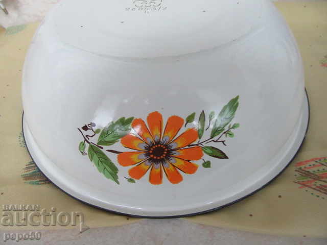 Delivery of EXCELLENT ENAMELED BOWL OF SOCA Delivery of EXCELLENT ENAMELED BOWL OF SOCA