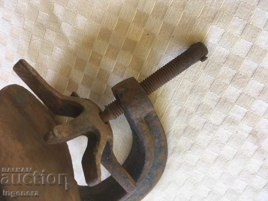 MENGEME TIGHTENING THE VULCANIZER OLD TOOL - 5 MENGEME TIGHTENING THE VULCANIZER OLD TOOL - 5