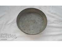 TAVĂ DE COACERE DE CRĂCIUN