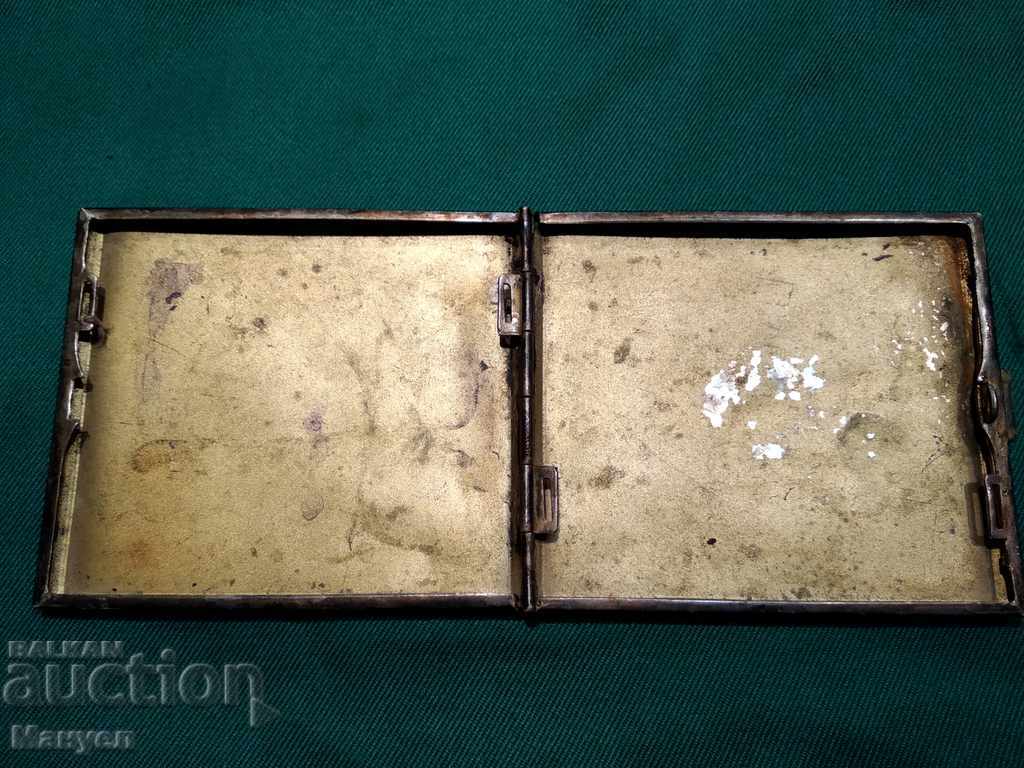 I'm selling an old officer's cigarette case. - 5