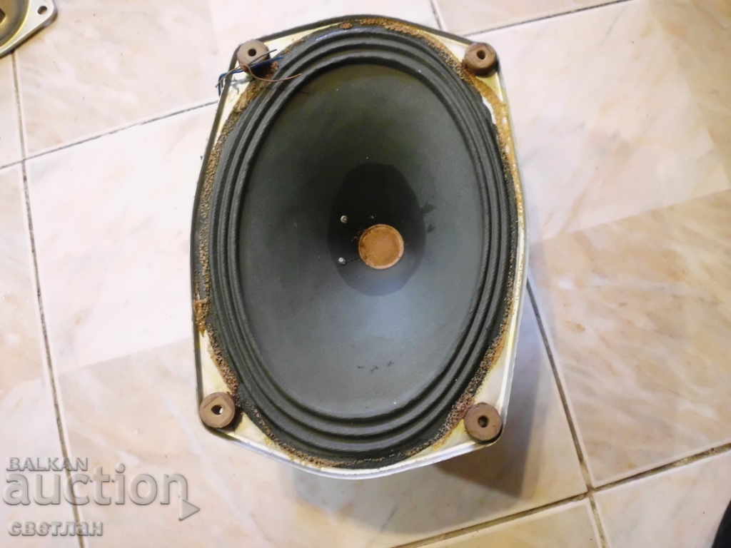 Auction SPEAKER - WORKS Auction SPEAKER - WORKS