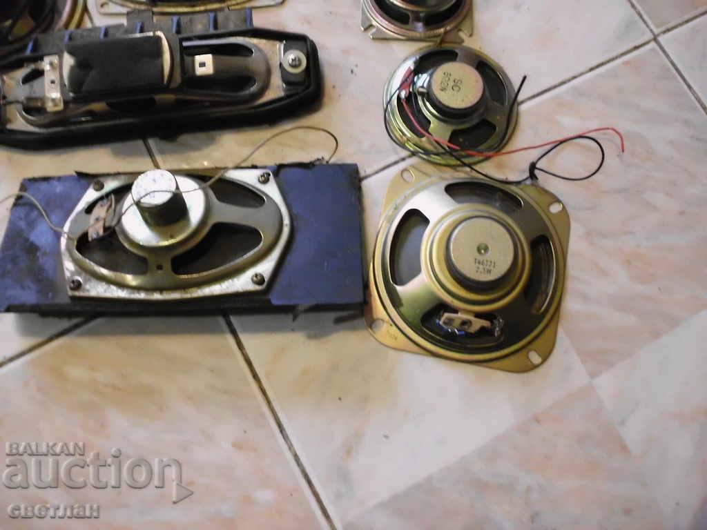 Licitație MULTE VORBITORI--MUNCĂ