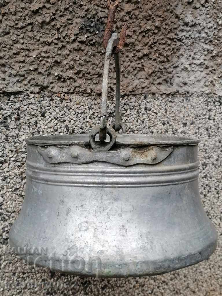 Cazan conservat, monedă de cupru, monedă de cupru, vas de cupru cu preț € 65.24 | 127.60 BGN