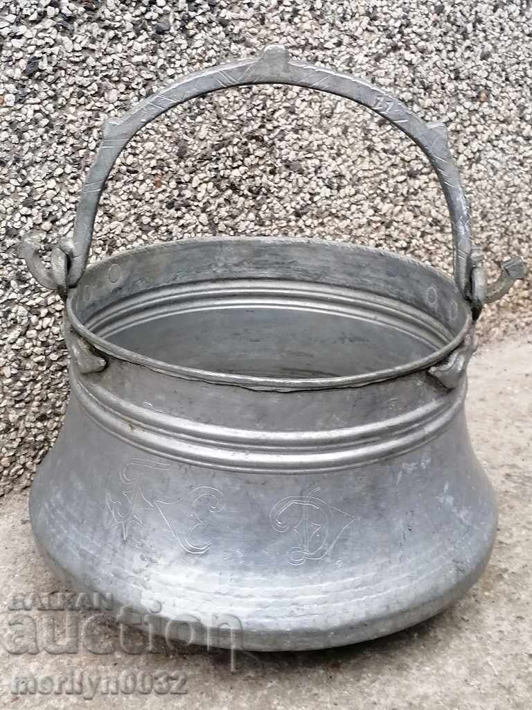 Licitație Cazan conservat, monedă de cupru, monedă de cupru, vas de cupru