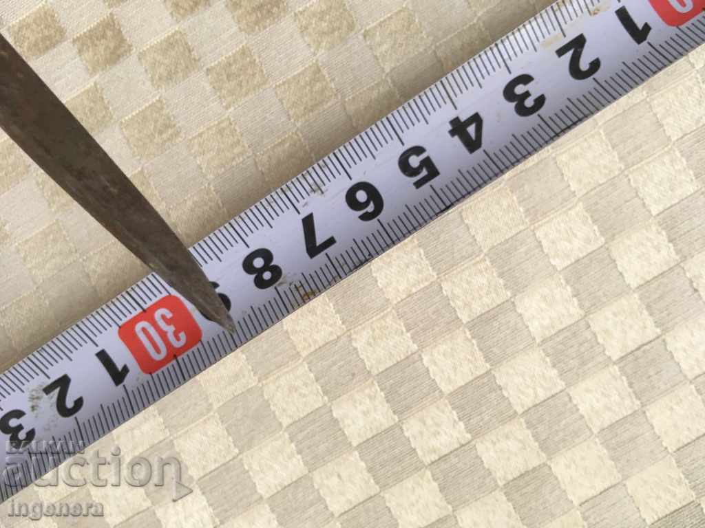 Old Three-Sided Cutting Tool with price 8.00 BGN | € 4.09 Old Three-Sided Cutting Tool with price 8.00 BGN | € 4.09