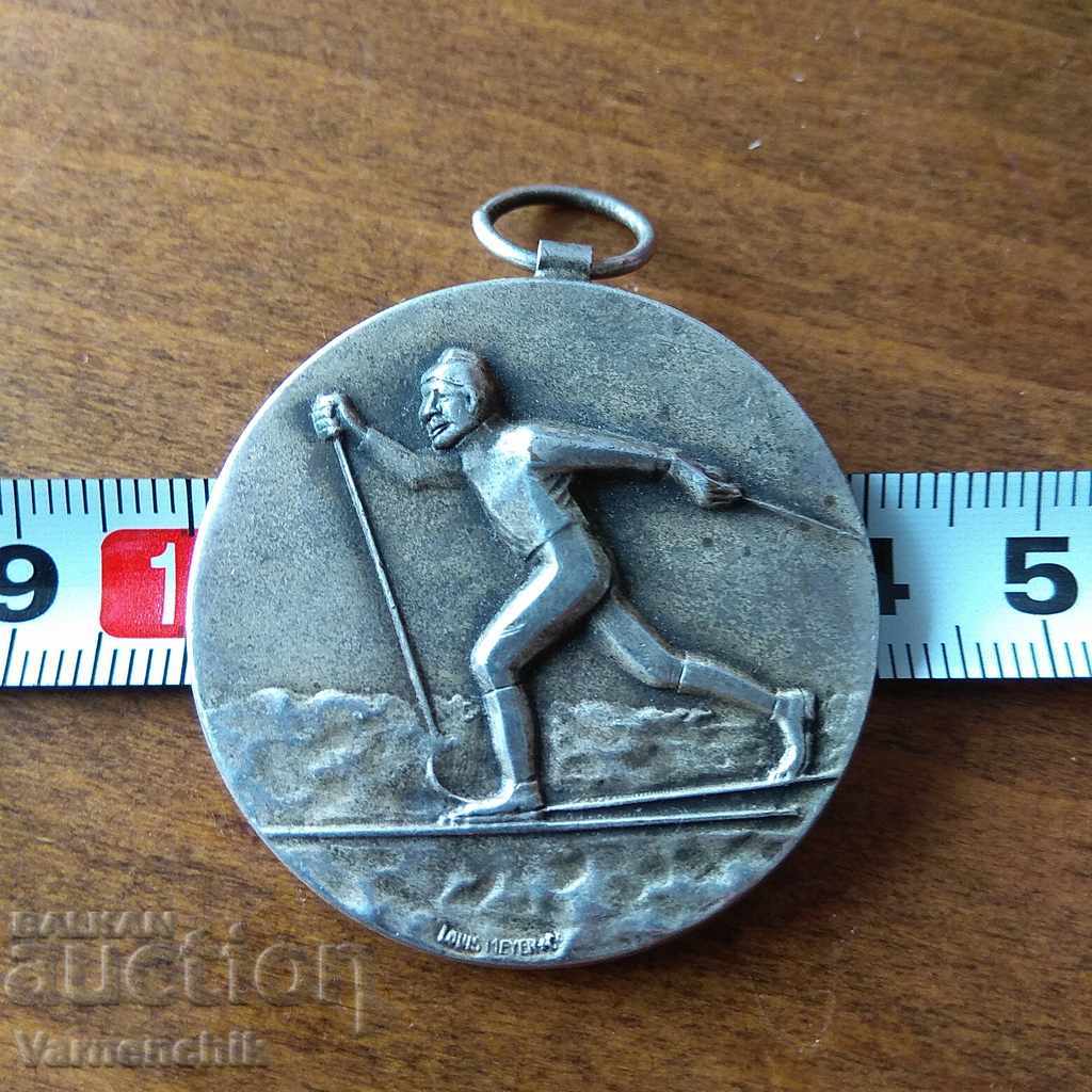 Delivery of Switzerland Silver medal for skiing Delivery of Switzerland Silver medal for skiing