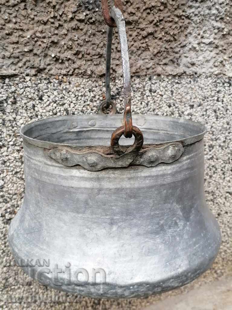 Tinned cauldron, copper coin, copper coin, copper vessel - 6 Tinned cauldron, copper coin, copper coin, copper vessel - 6