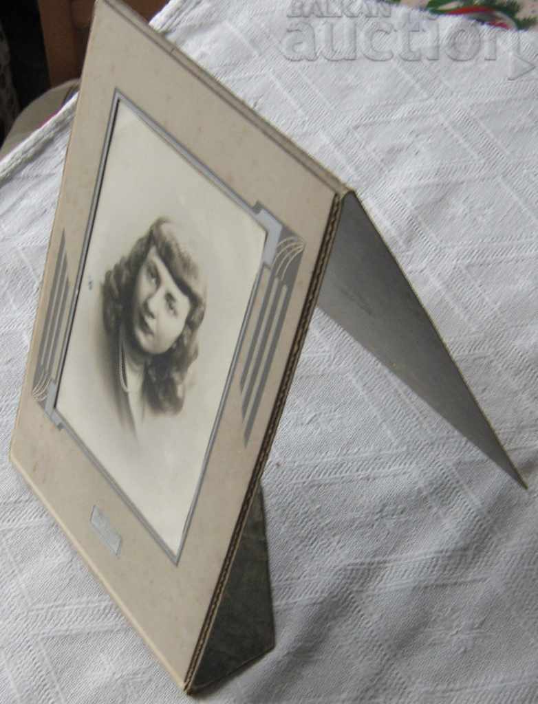 Auction YOUNG WOMAN DETROIT USA 193 .. PHOTO CARDBOARD Auction YOUNG WOMAN DETROIT USA 193 .. PHOTO CARDBOARD