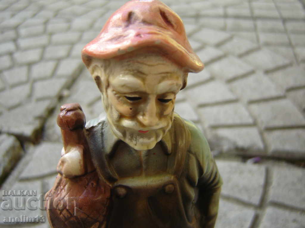 STAR PORCELAN with price 39.00 BGN | € 19.94 STAR PORCELAN with price 39.00 BGN | € 19.94