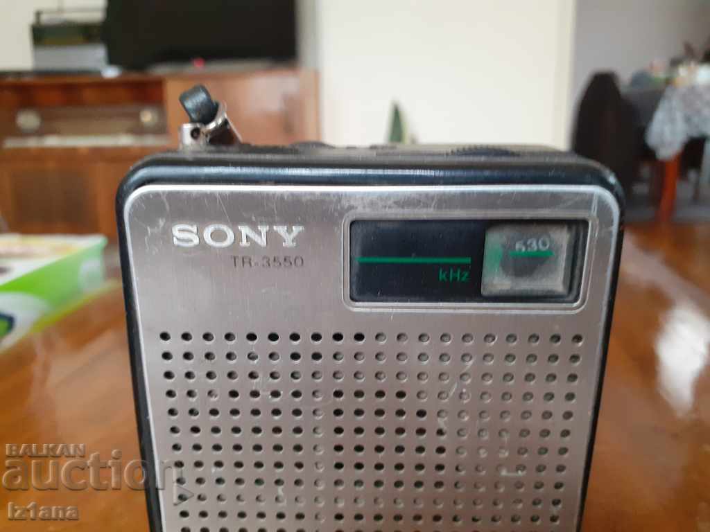 Old radio, SONY radio with price 20.00 BGN | € 10.23