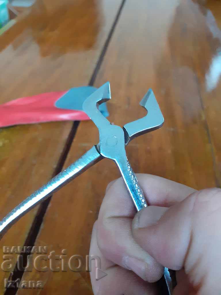 Old pliers - 6 Old pliers - 6