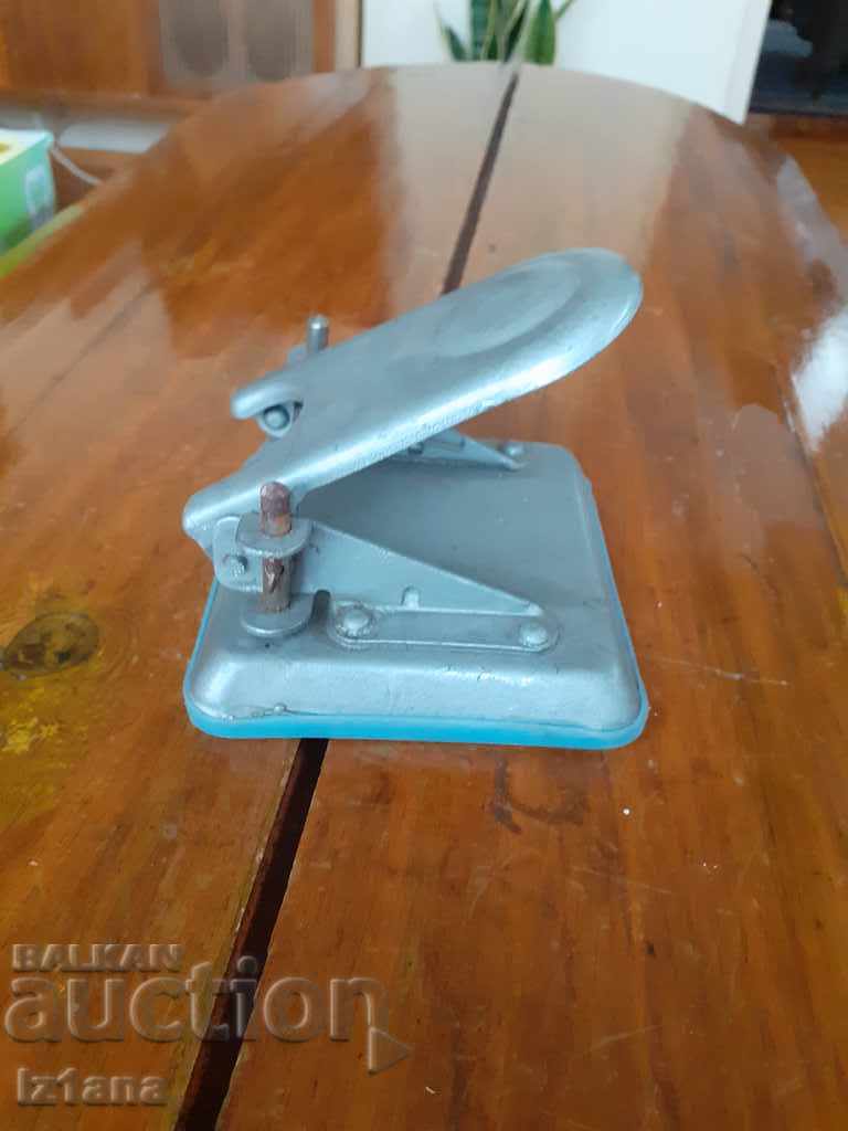An old perforator with price 12.00 BGN | € 6.14 An old perforator with price 12.00 BGN | € 6.14