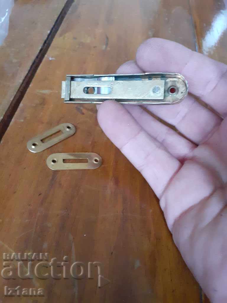 Licitație Vechiul zăvor Licitație Vechiul zăvor