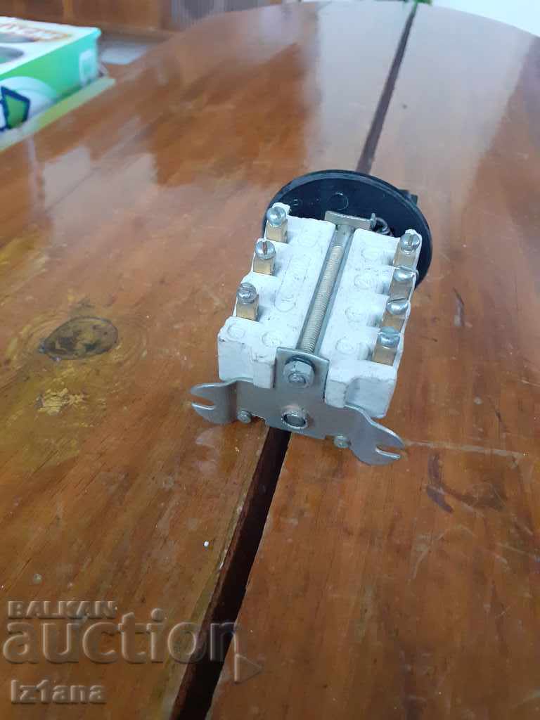 Delivery of Old electric key for stove, hob Delivery of Old electric key for stove, hob