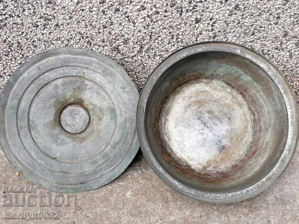 Copper pot with lid copper copper container boiler bass with price 116.00 BGN | € 59.31 Copper pot with lid copper copper container boiler bass with price 116.00 BGN | € 59.31