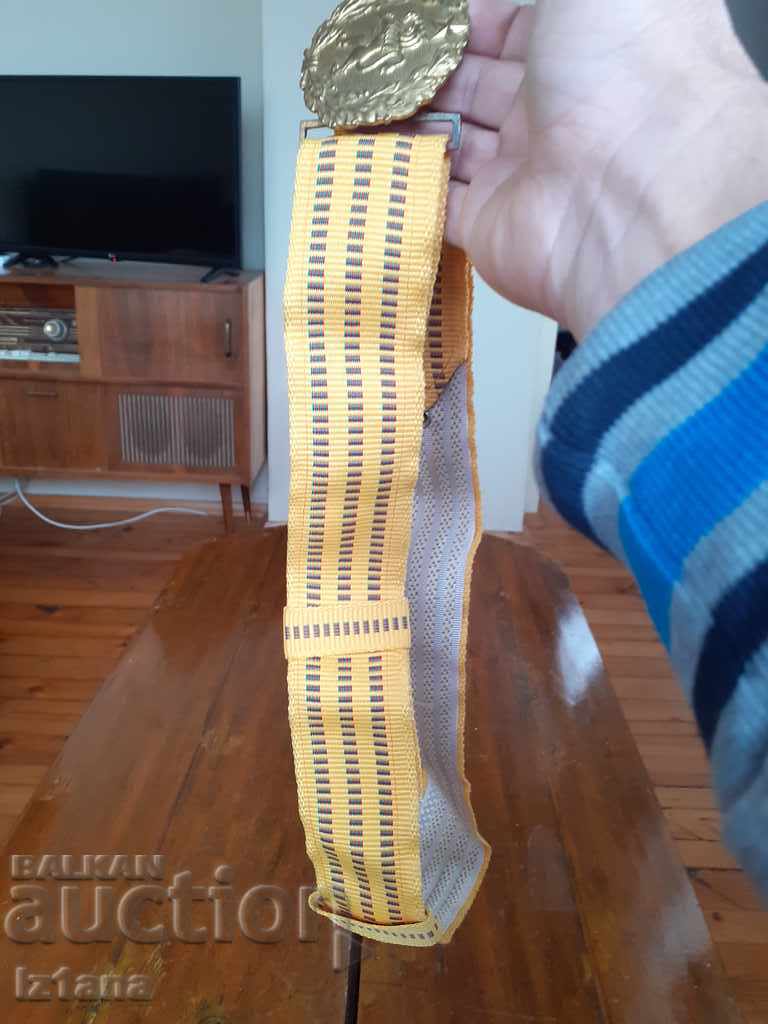 Delivery of Old officer parade belt Delivery of Old officer parade belt