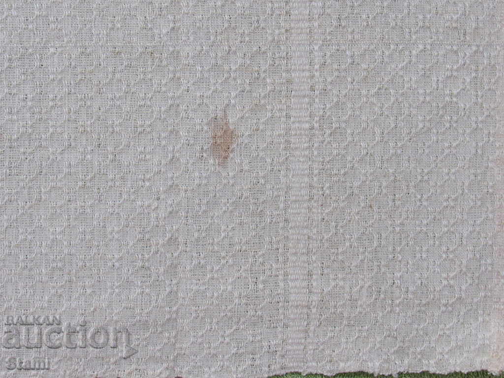 Delivery of Handmade cotton towel from the 40s of the XX century 69/46 cm Delivery of Handmade cotton towel from the 40s of the XX century 69/46 cm