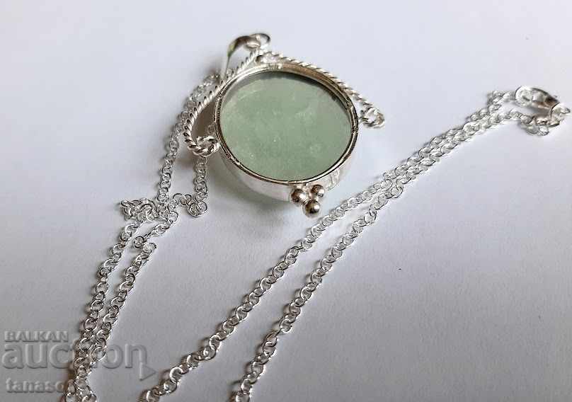 Delivery of Necklace with natural opal, medallion, pendant Delivery of Necklace with natural opal, medallion, pendant