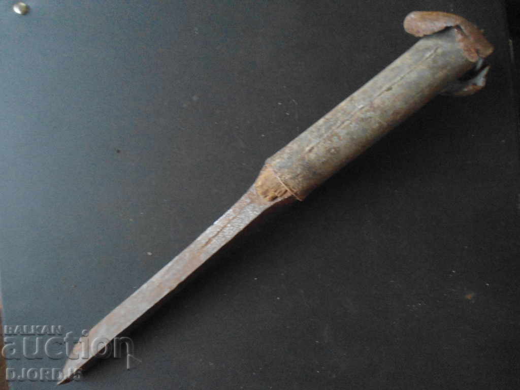 Delivery of Old tool, chisel Delivery of Old tool, chisel
