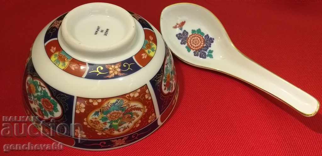 Japanese painted bowl, gilding, marking
