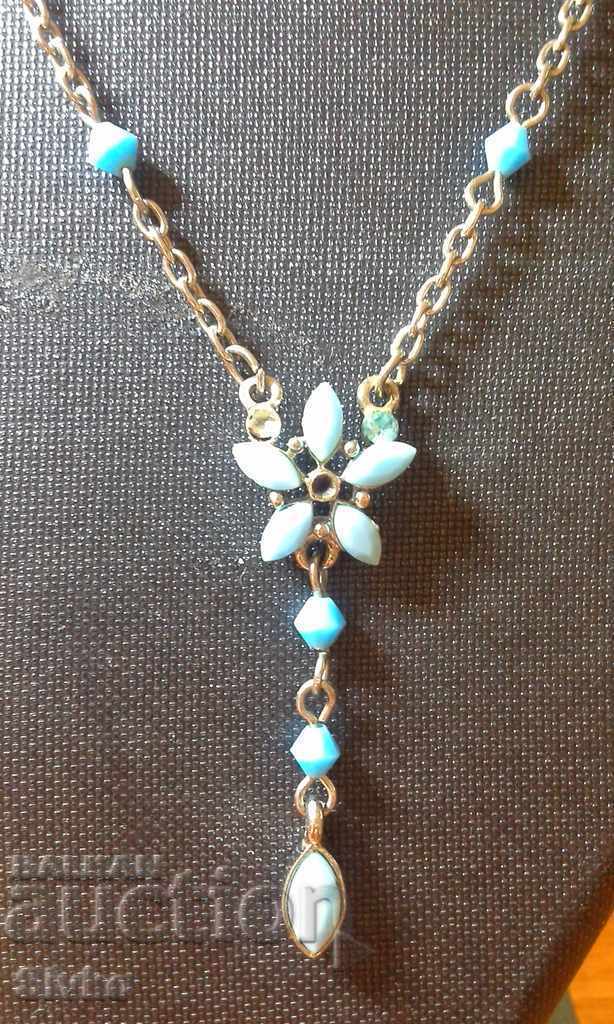 Flower necklace with price 1.19 BGN | € 0.61 Flower necklace with price 1.19 BGN | € 0.61