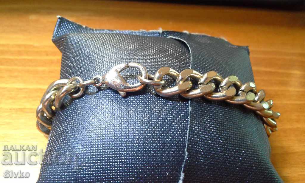 Hryvnia cross chain with price 0.99 BGN | € 0.51 Hryvnia cross chain with price 0.99 BGN | € 0.51