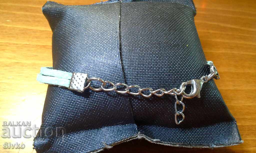 Auction Blue Infinity Hryvnia Auction Blue Infinity Hryvnia