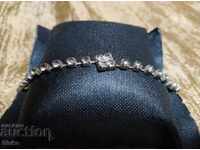 Γρίβνα με ζιρκόνια