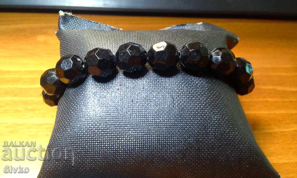 Grivna μαύρα σιντσί - 1 με τιμή € 0.39 | 0.76 BGN