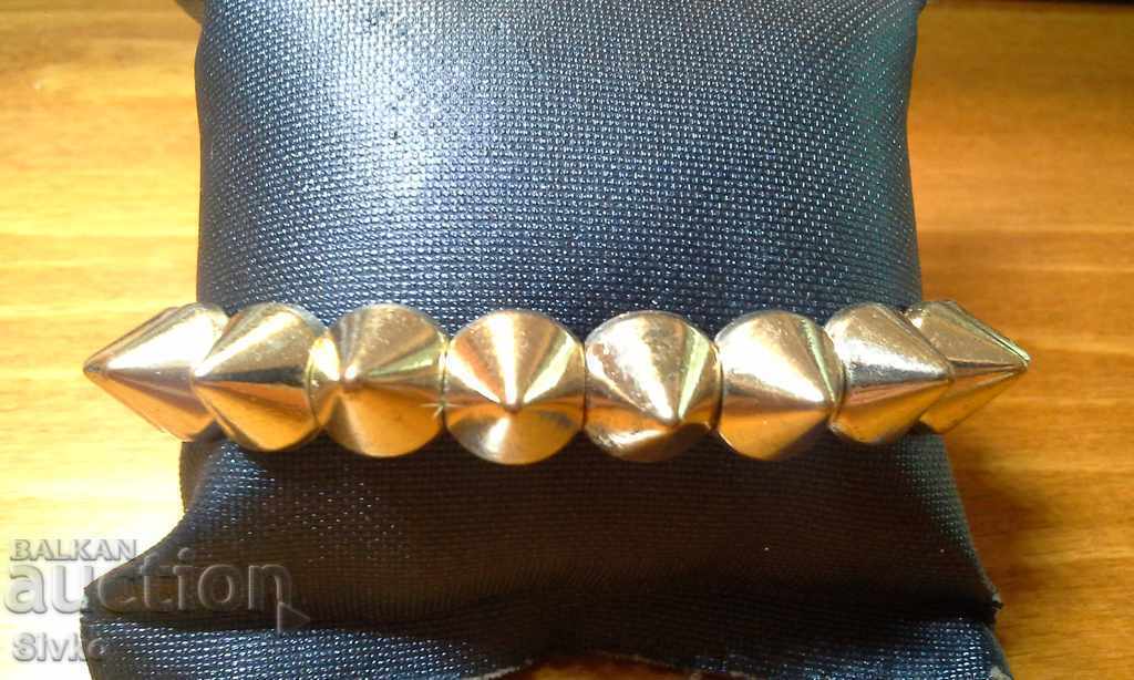 Studded Grievna Studded Grievna