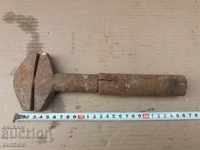 OLD STOMANIZED MOBILE WRENCH